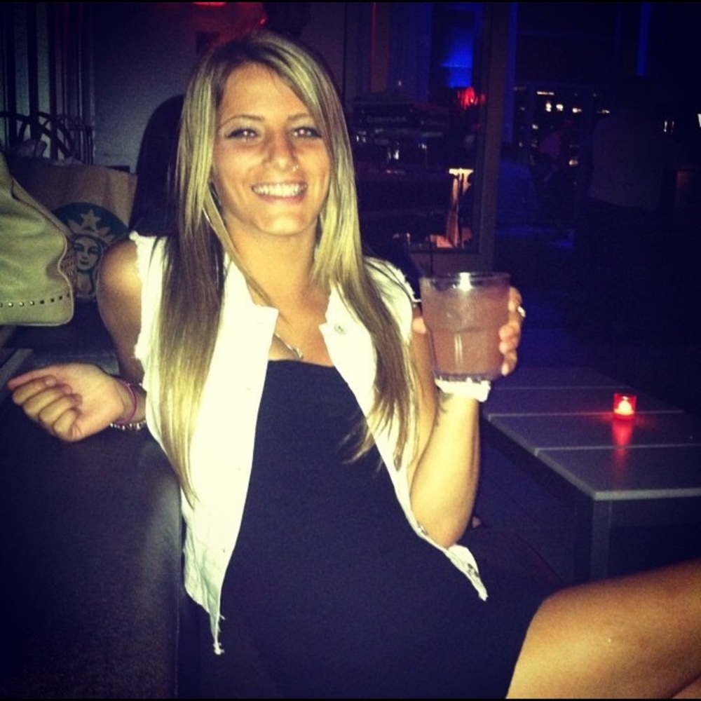 Meet your Posher, Alyson